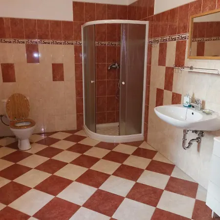Pod Kostelem Appartement *
